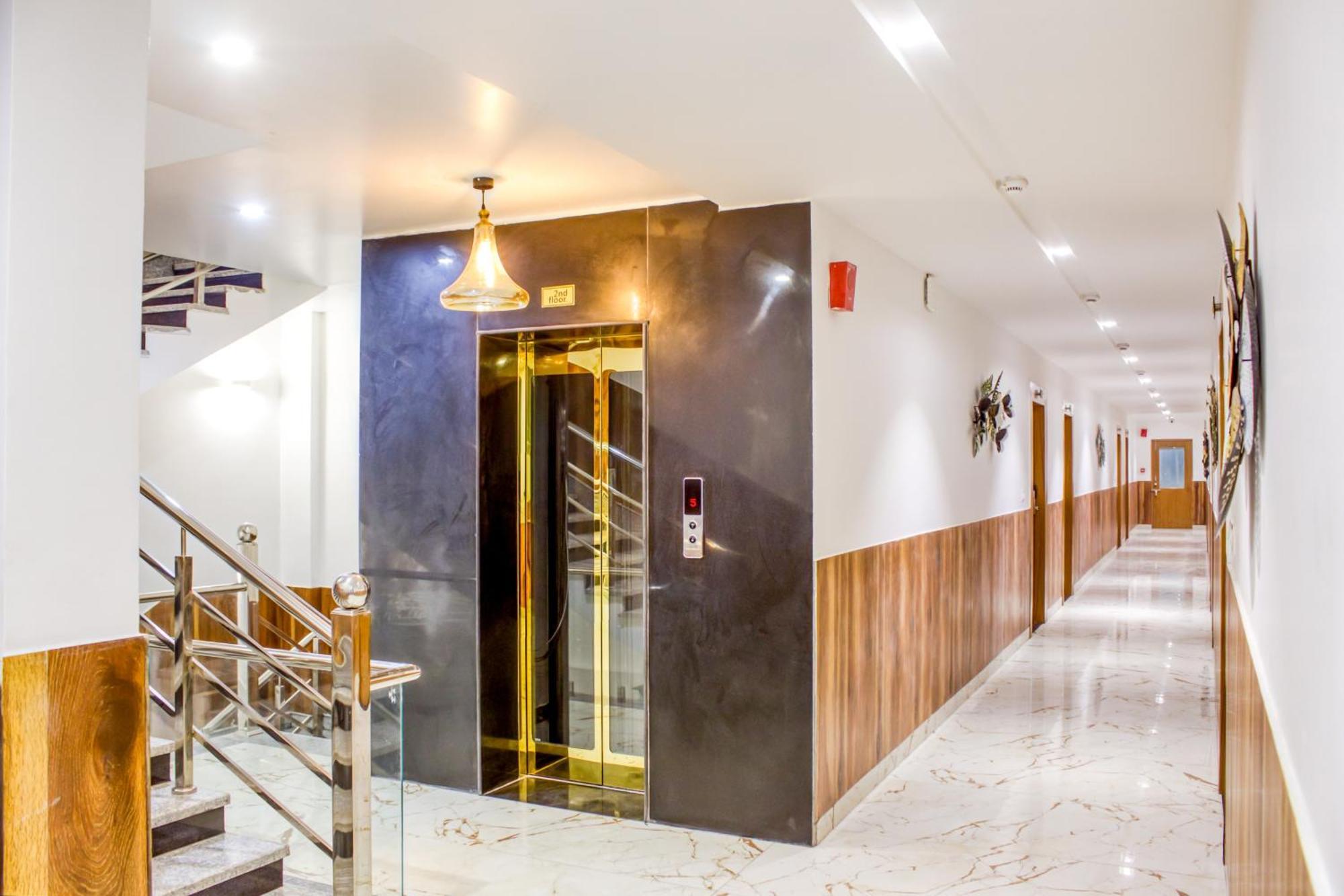 Zip By Spree Hotels Grand Legacy Prime 德拉敦 外观 照片
